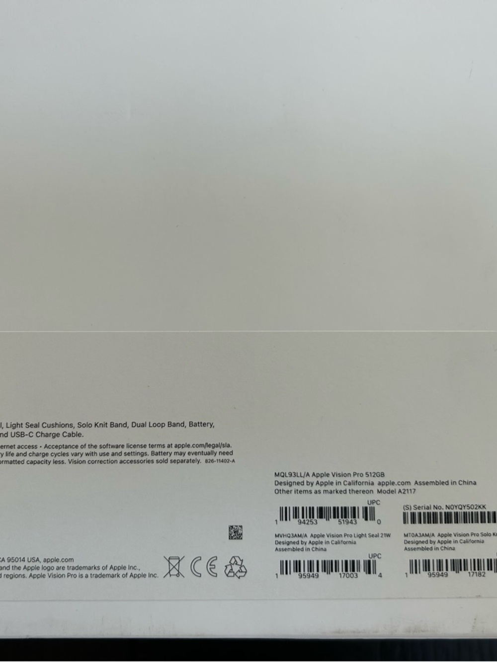 Apple Vision Pro - Picture 2 of 5
